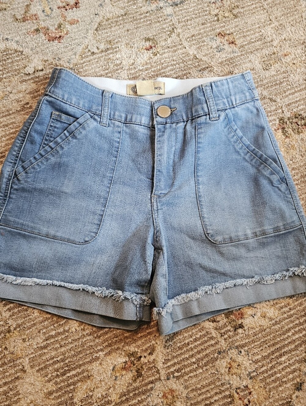 Democracy Ab Solutions Shorts Sz 6 With 5" Inseam
